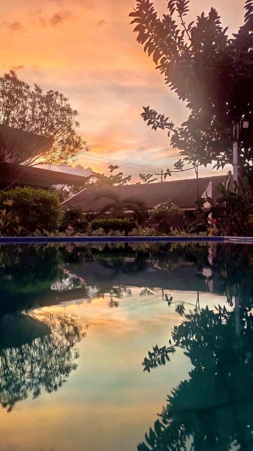 Seaview Beach Resort Sibulan Dış mekan fotoğraf